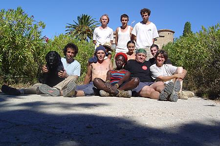photo de l'équipe de vendangeurs en 2004